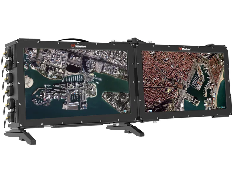 MaxVision Mesapac 8122CP configured in dual sunlight-readable display setups for space-constrained field operations